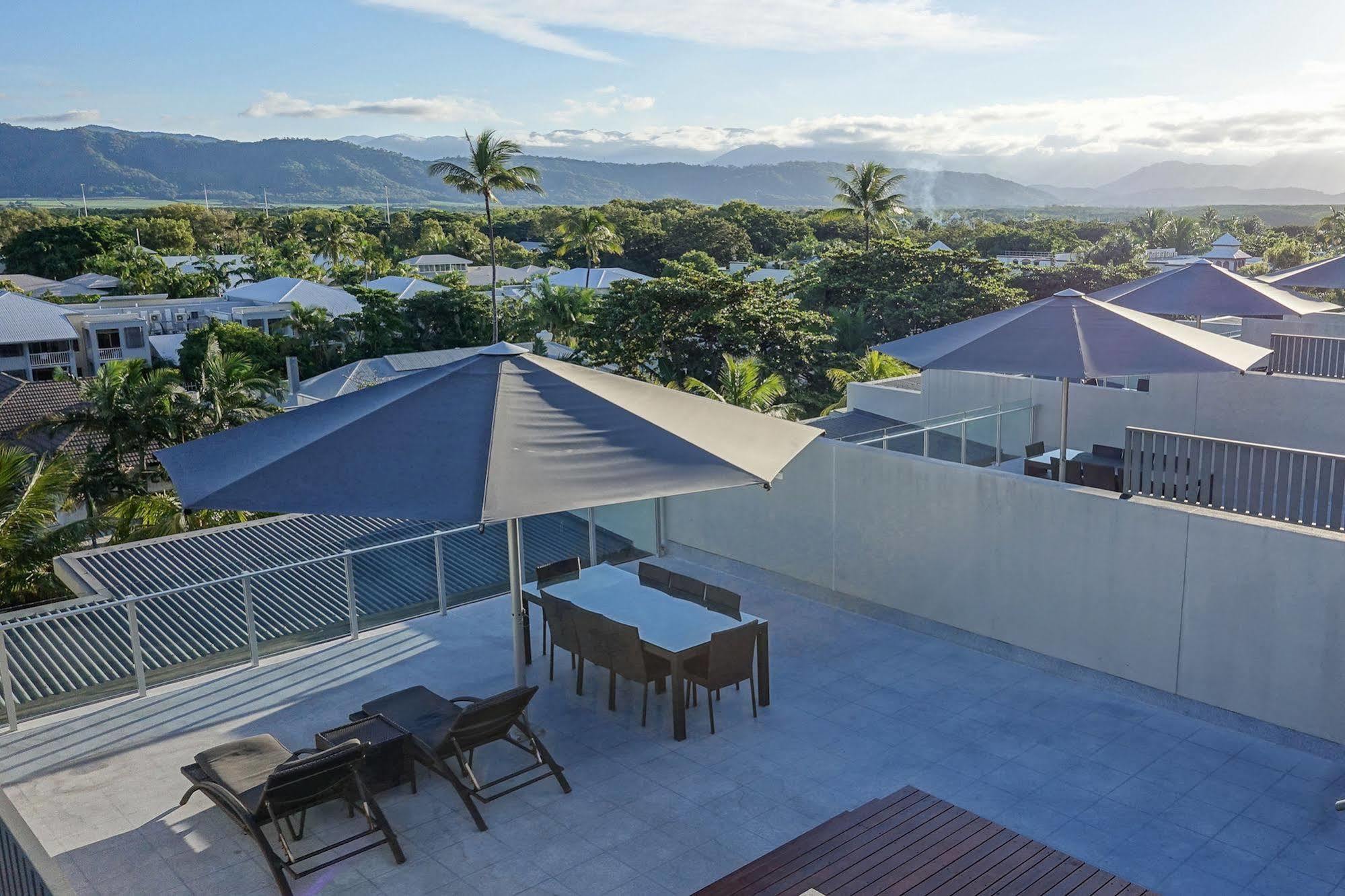 Апарт отель Coconut Grove Порт Дуглас Экстерьер фото